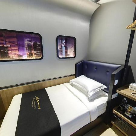 Manhattan Business Hotel Ttdi Kuala Lumpur Buitenkant foto