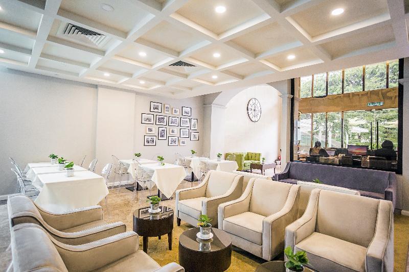 Manhattan Business Hotel Ttdi Kuala Lumpur Buitenkant foto